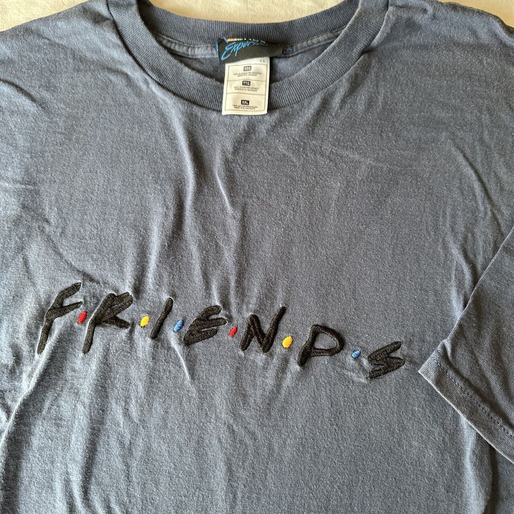 VTG 90s NBC Experience Friends TV Show Embroidered T-Shirt Adult XXL Blue‎ M10